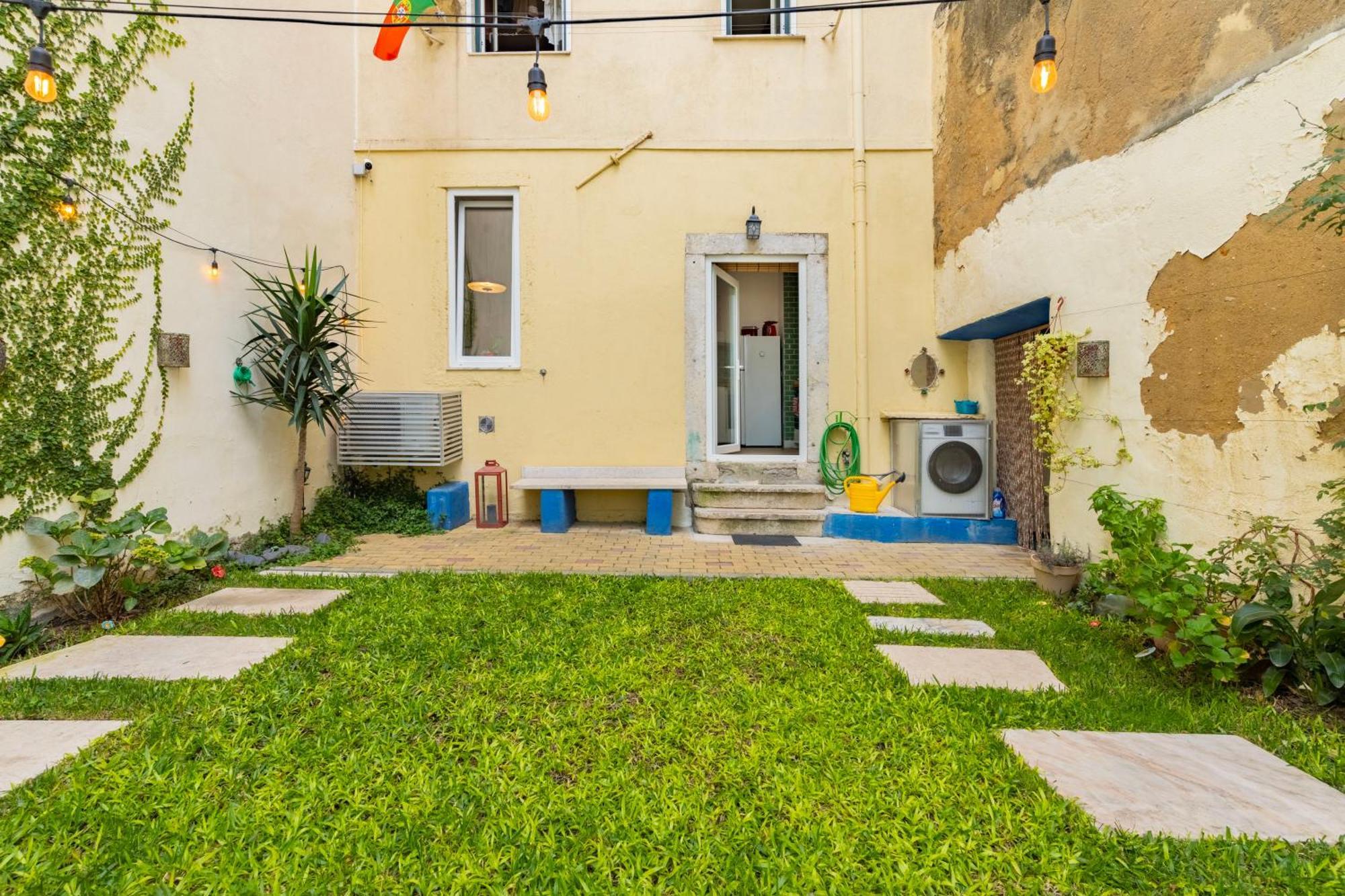 Lisbon Intendente Terrace Apartment With Bbq Exterior photo